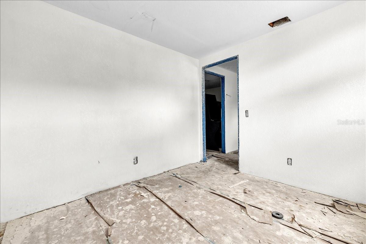 4195 ELECTRIC WAY, PORT CHARLOTTE, FL, 33980