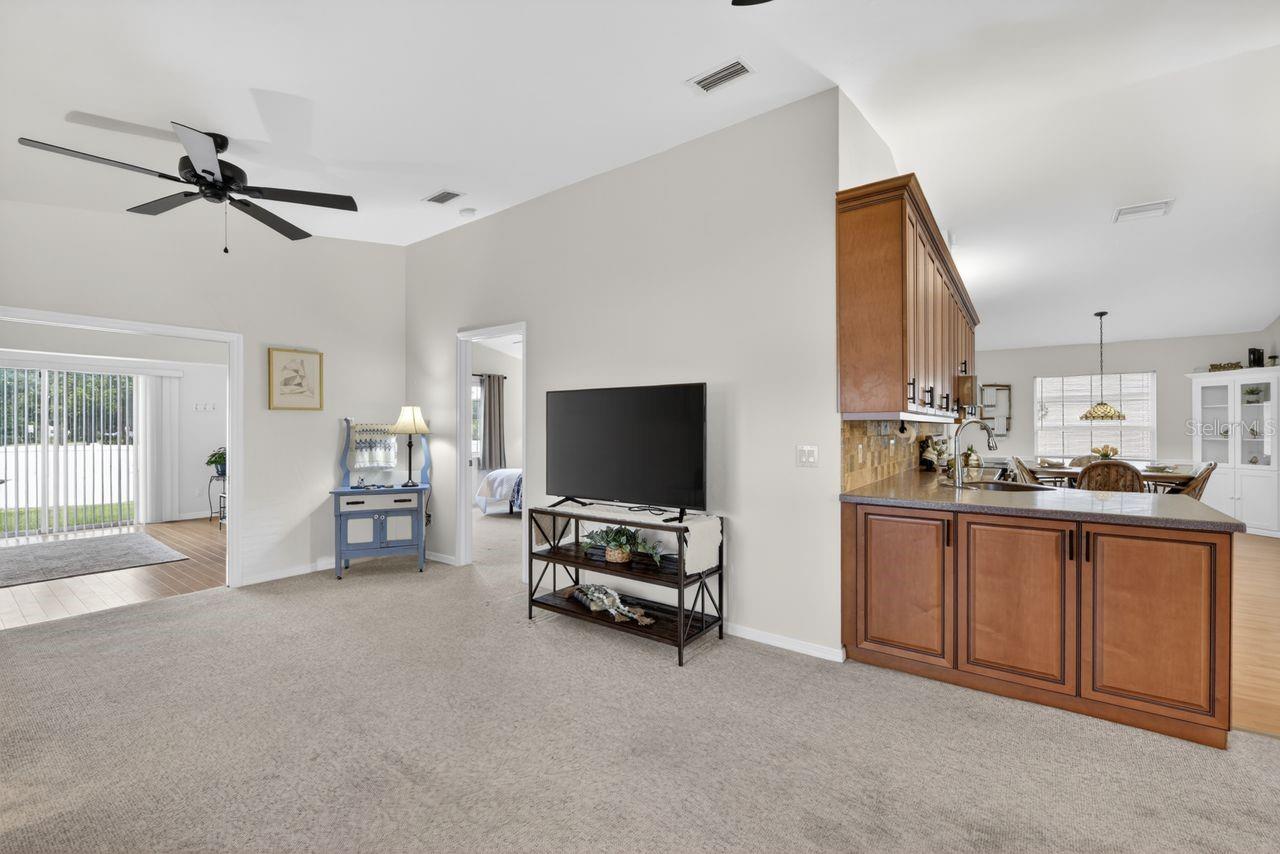 548 ROSE APPLE CIR, PORT CHARLOTTE, FL, 33954