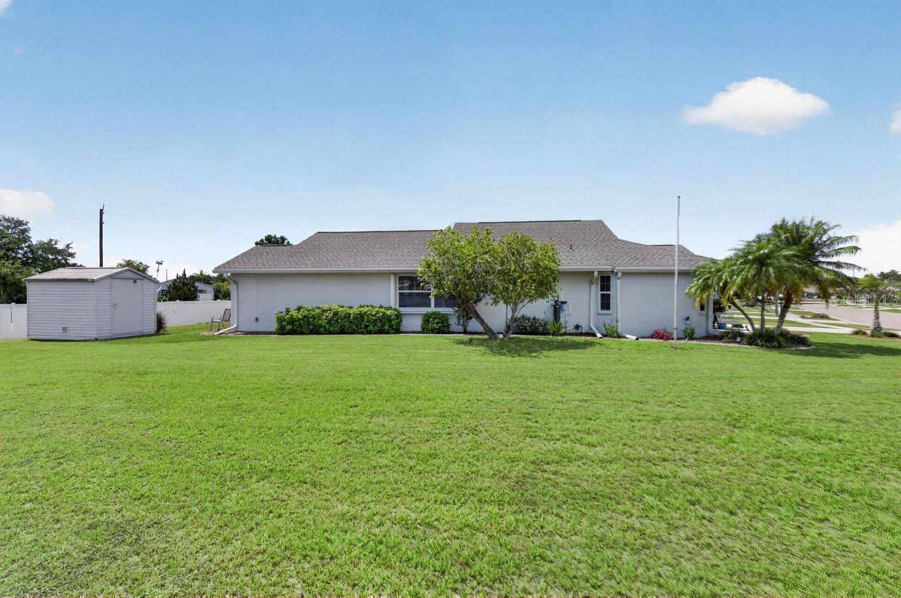 548 ROSE APPLE CIR, PORT CHARLOTTE, FL, 33954