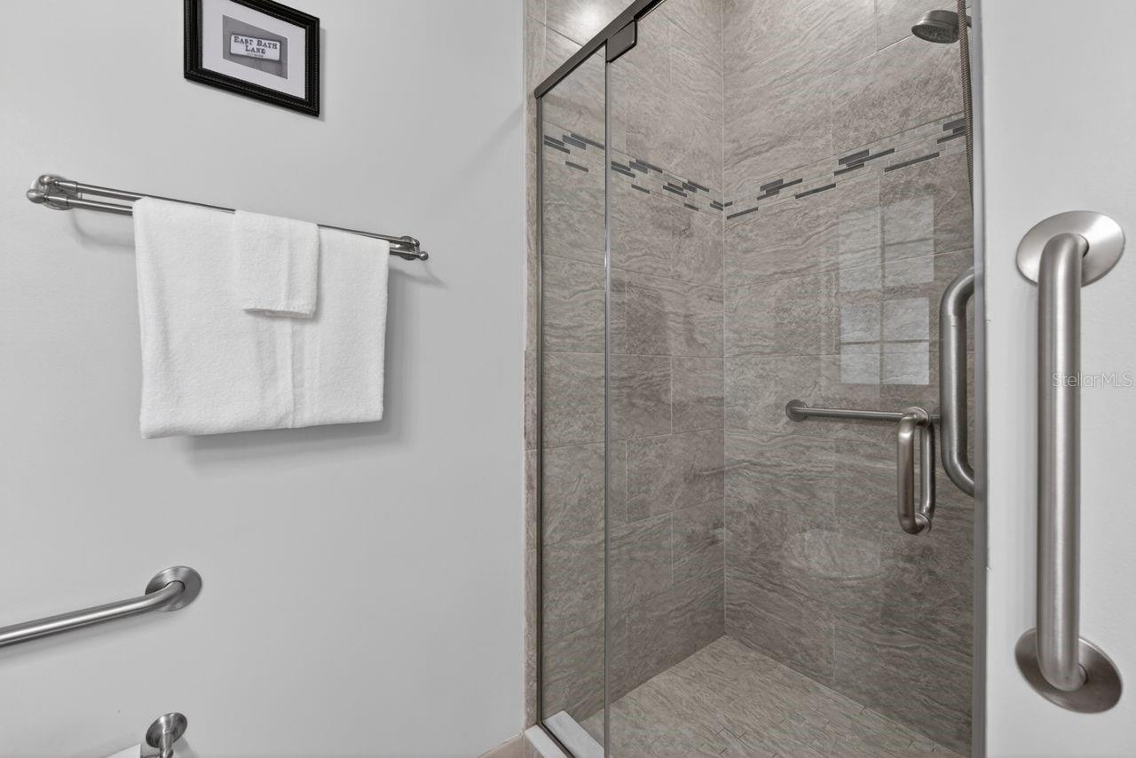 548 ROSE APPLE CIR, PORT CHARLOTTE, FL, 33954