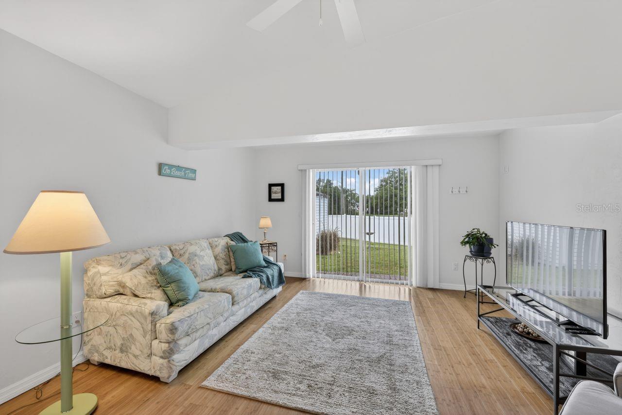 548 ROSE APPLE CIR, PORT CHARLOTTE, FL, 33954