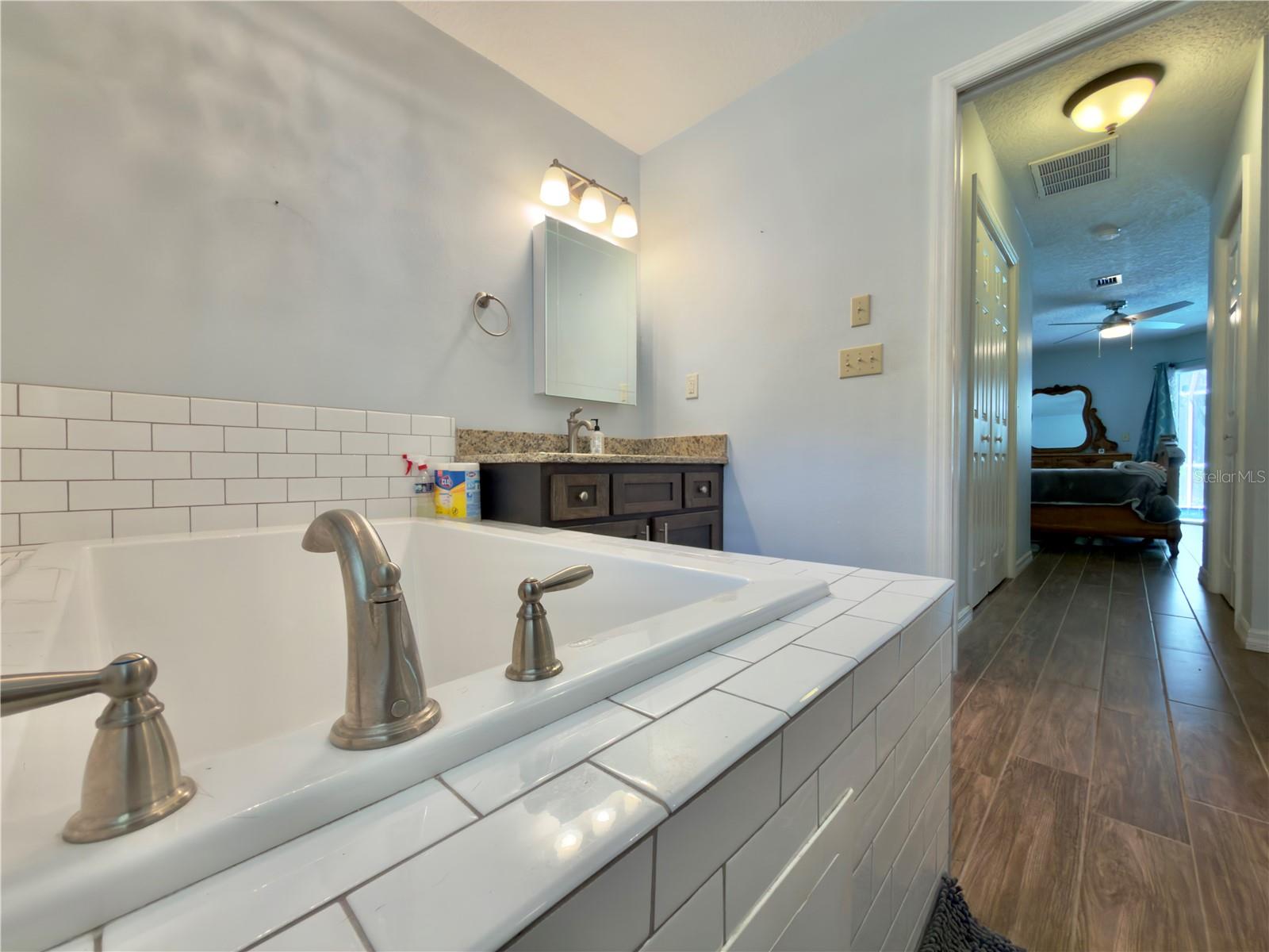 5215 CEDAR LN, BROOKSVILLE, FL, 34601