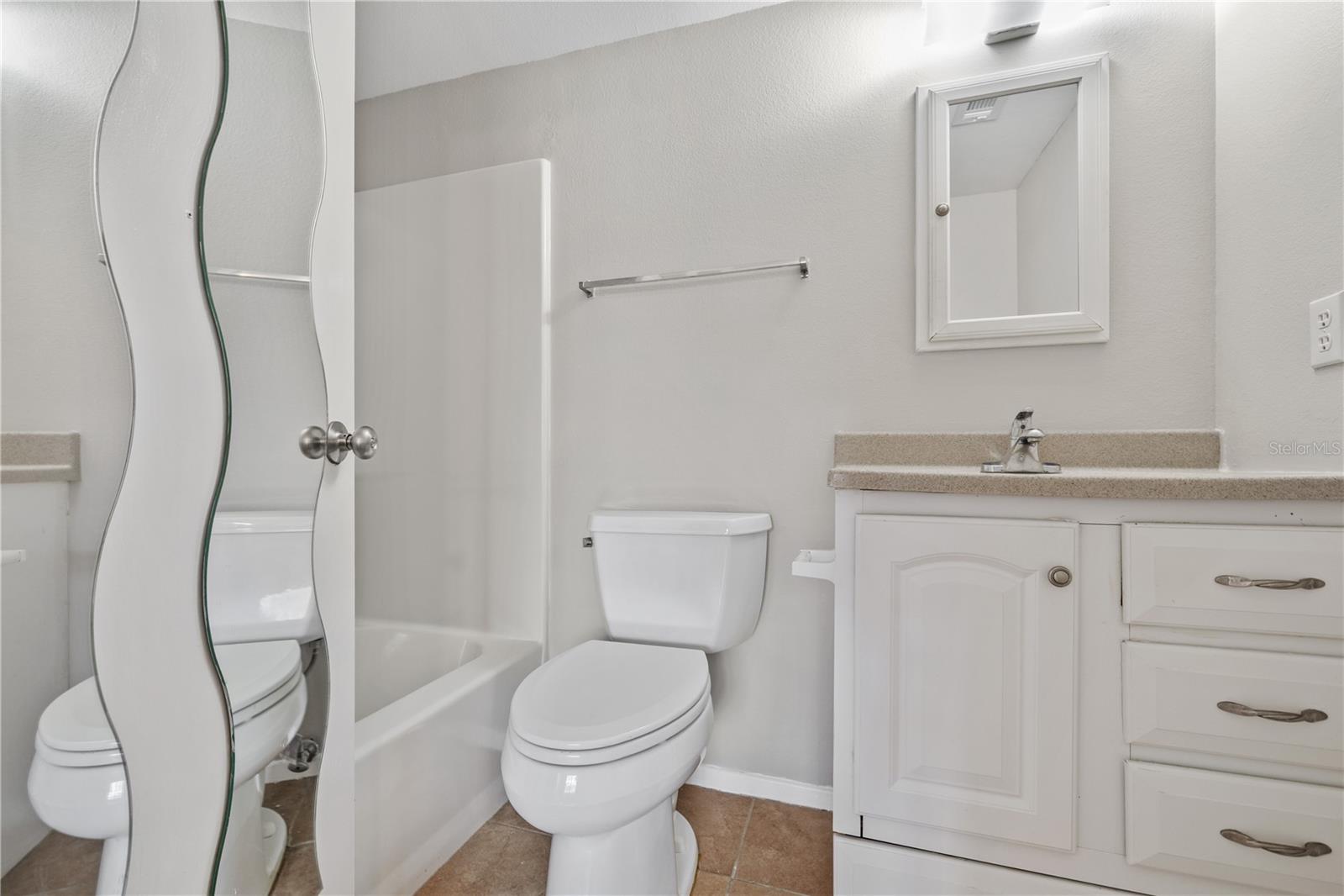 14468 REUTER STRASSE CIR #508, TAMPA, FL, 33613