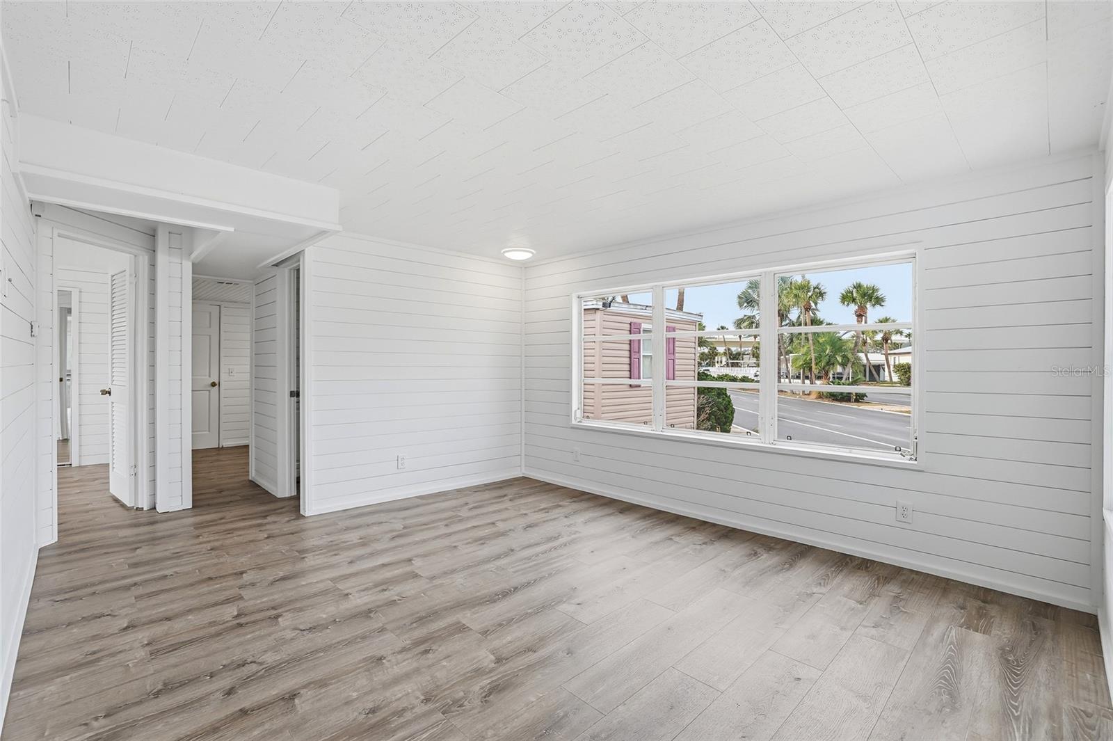 4851 W GANDY BLVD #B7L17, TAMPA, FL, 33611