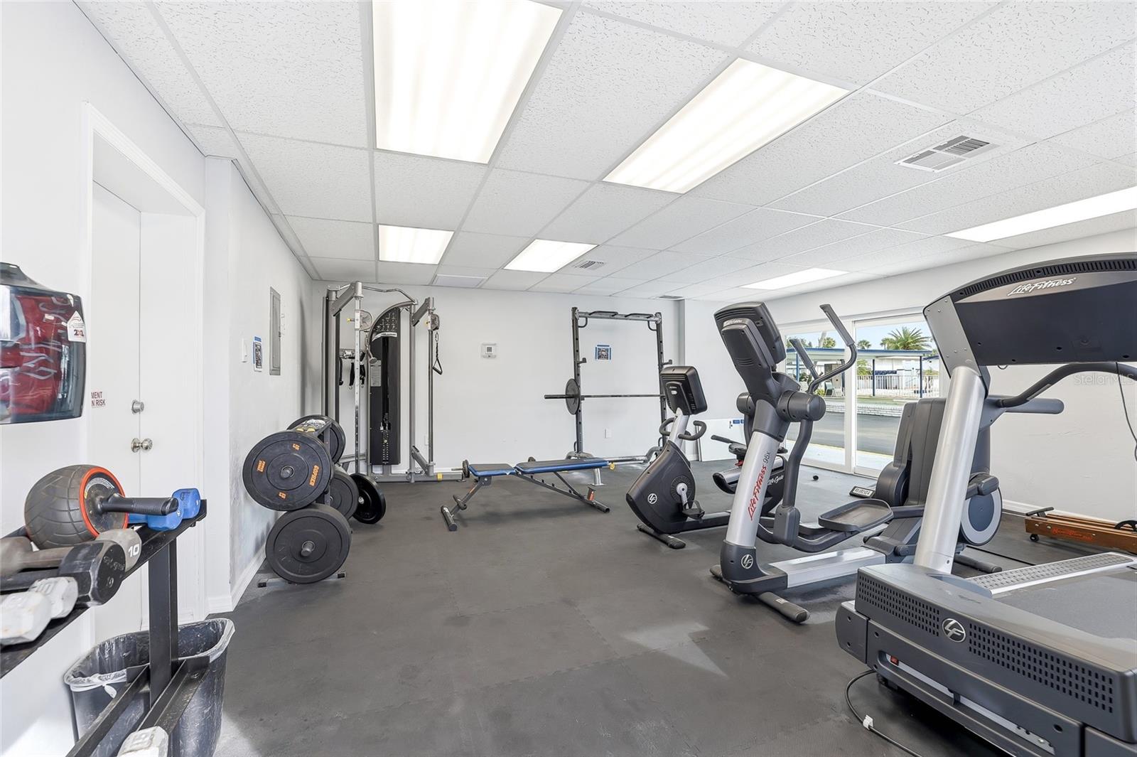 4851 W GANDY BLVD #B7L17, TAMPA, FL, 33611