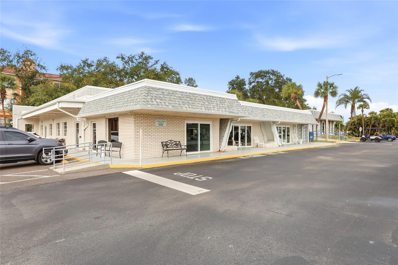 4851 W GANDY BLVD #B7L17, TAMPA, FL, 33611