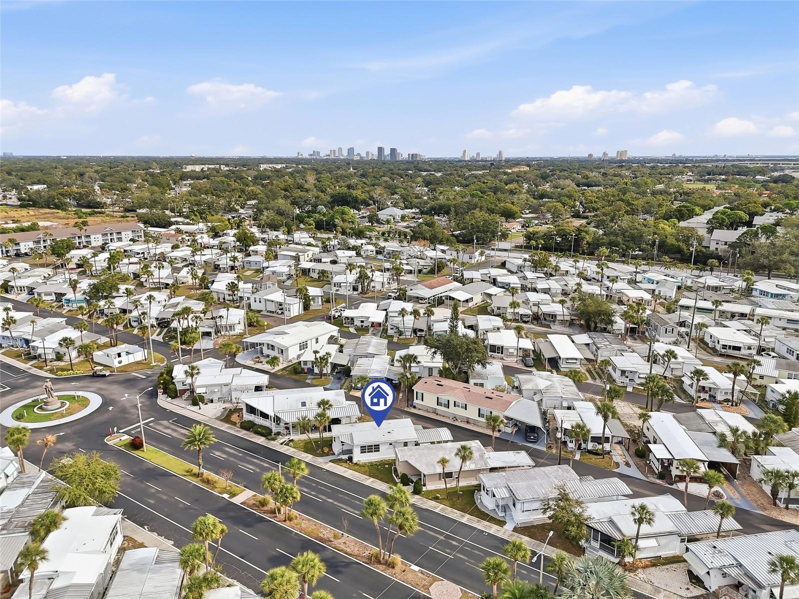 4851 W GANDY BLVD #B7L17, TAMPA, FL, 33611