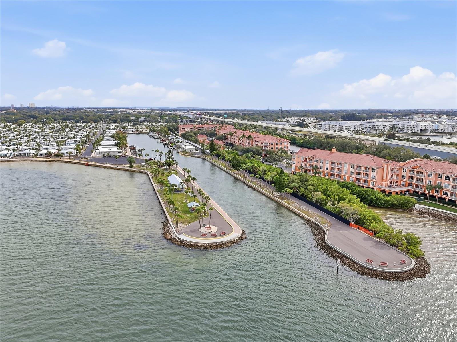 4851 W GANDY BLVD #B7L17, TAMPA, FL, 33611