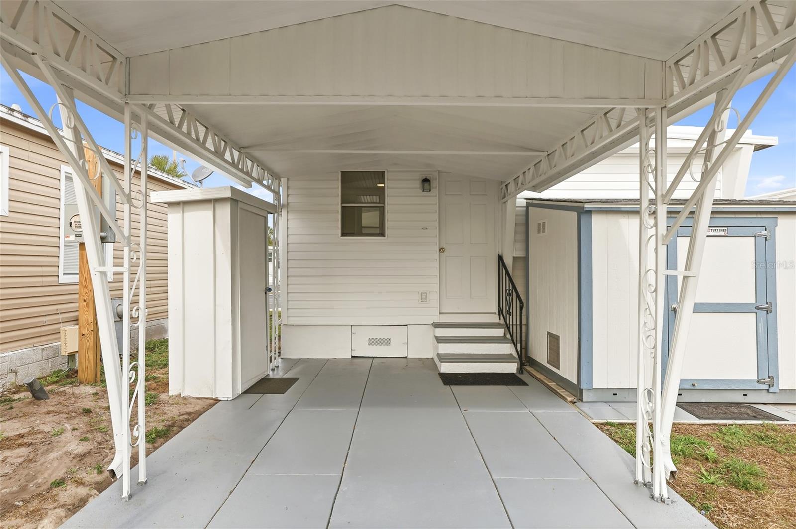 4851 W GANDY BLVD #B7L17, TAMPA, FL, 33611