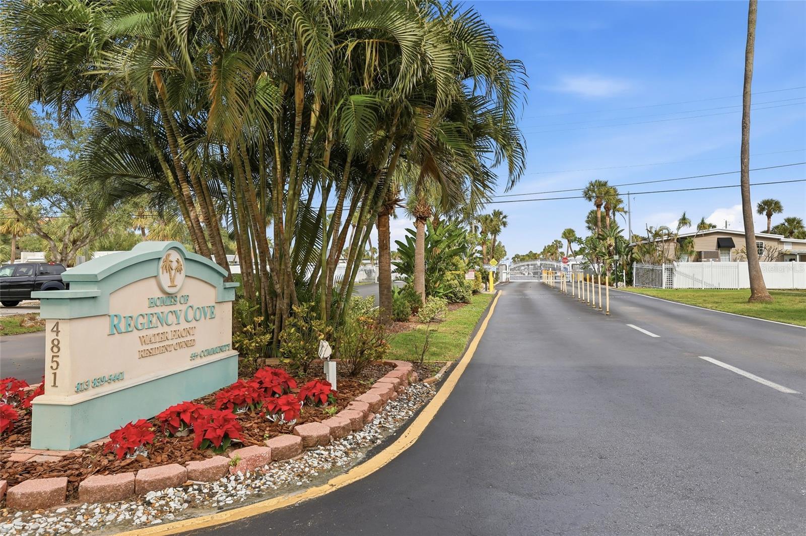 4851 W GANDY BLVD #B7L17, TAMPA, FL, 33611