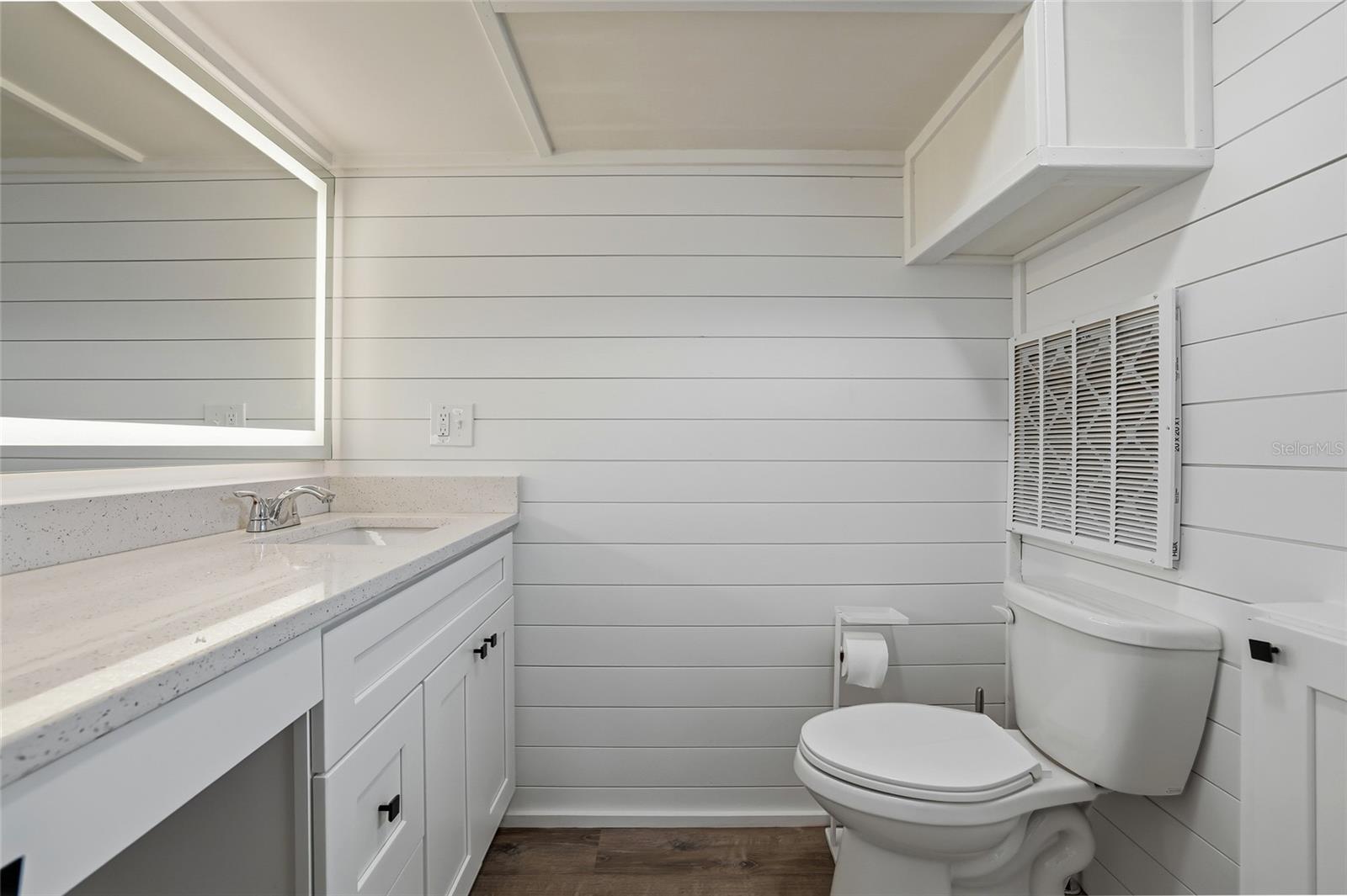 4851 W GANDY BLVD #B7L17, TAMPA, FL, 33611