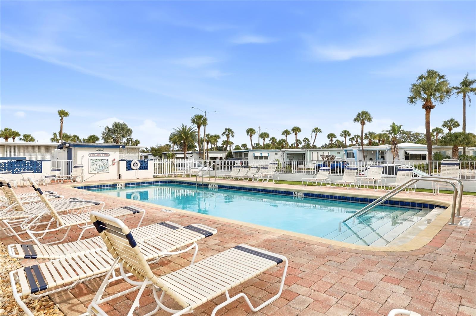4851 W GANDY BLVD #B7L17, TAMPA, FL, 33611