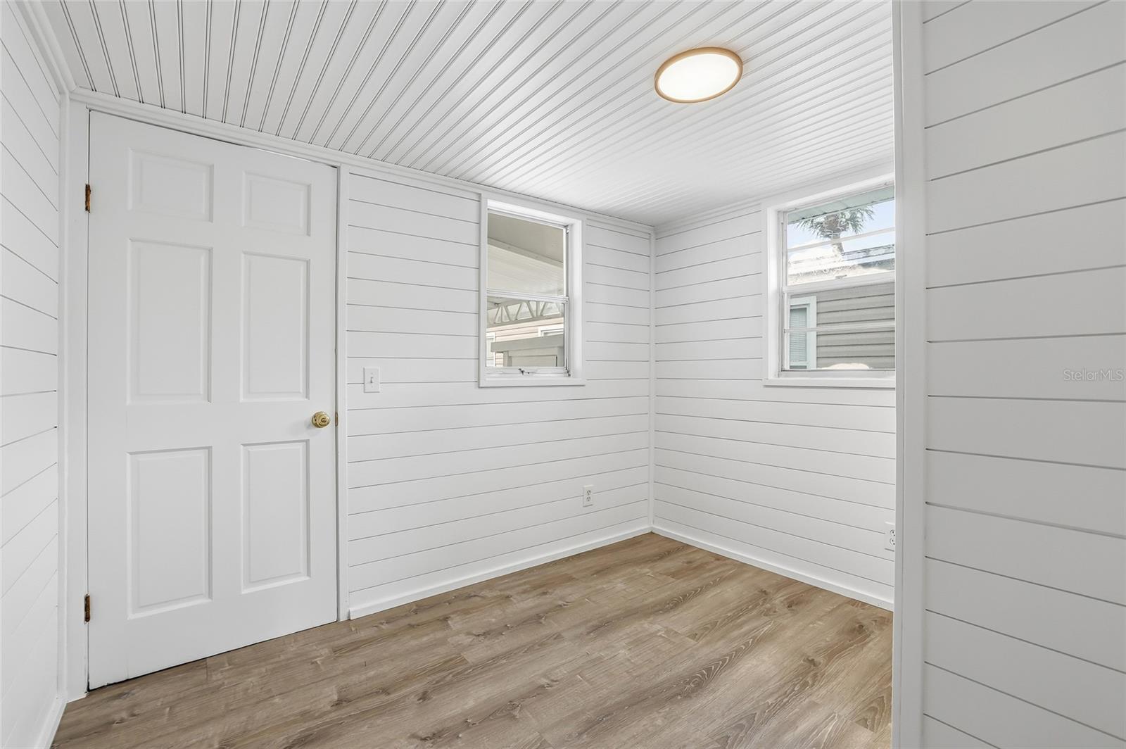 4851 W GANDY BLVD #B7L17, TAMPA, FL, 33611