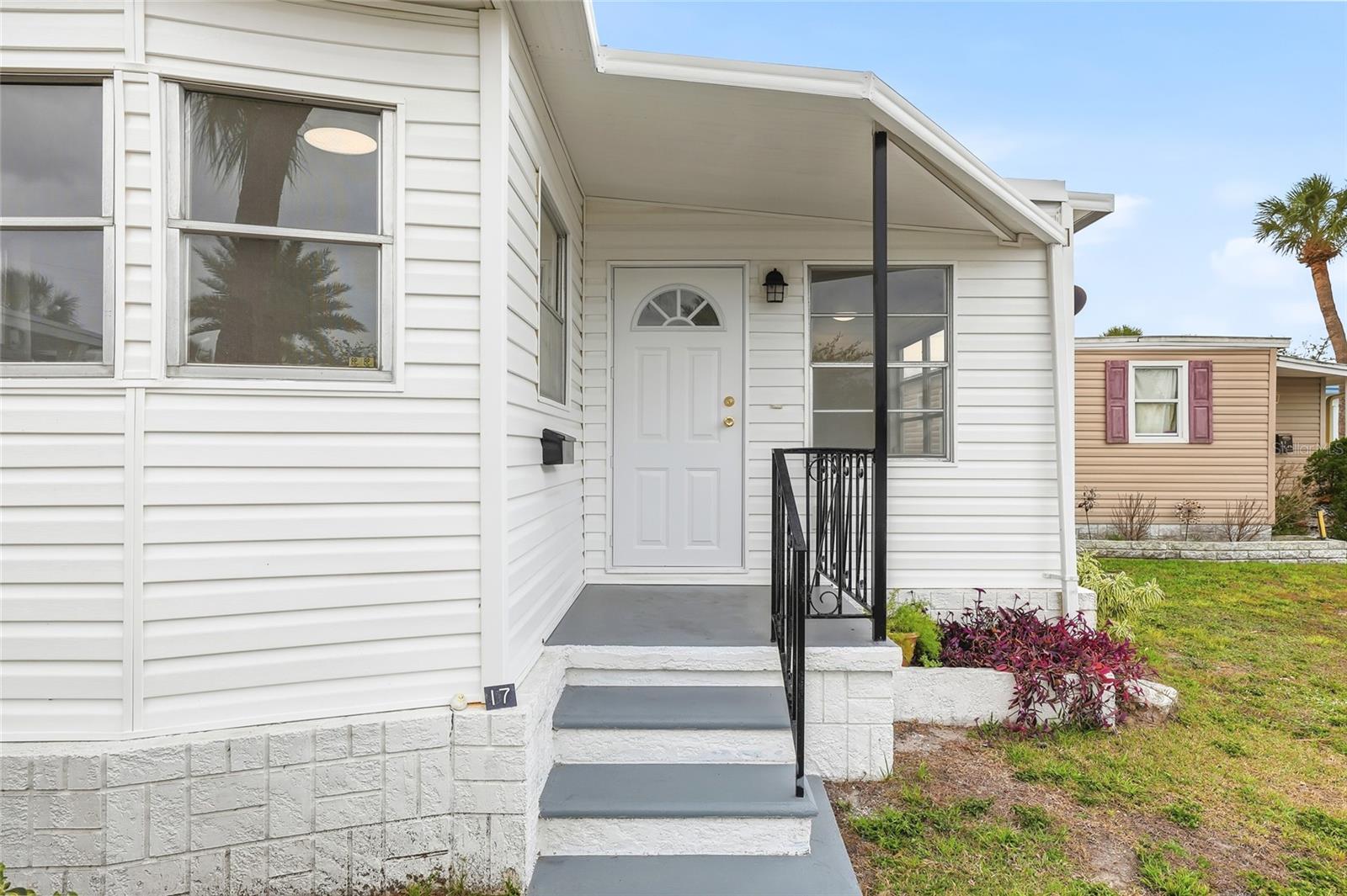 4851 W GANDY BLVD #B7L17, TAMPA, FL, 33611
