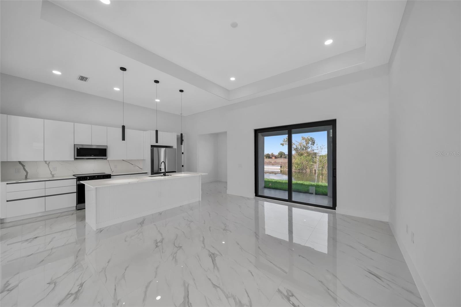 1426 NE 6TH AVE, CAPE CORAL, FL, 33909