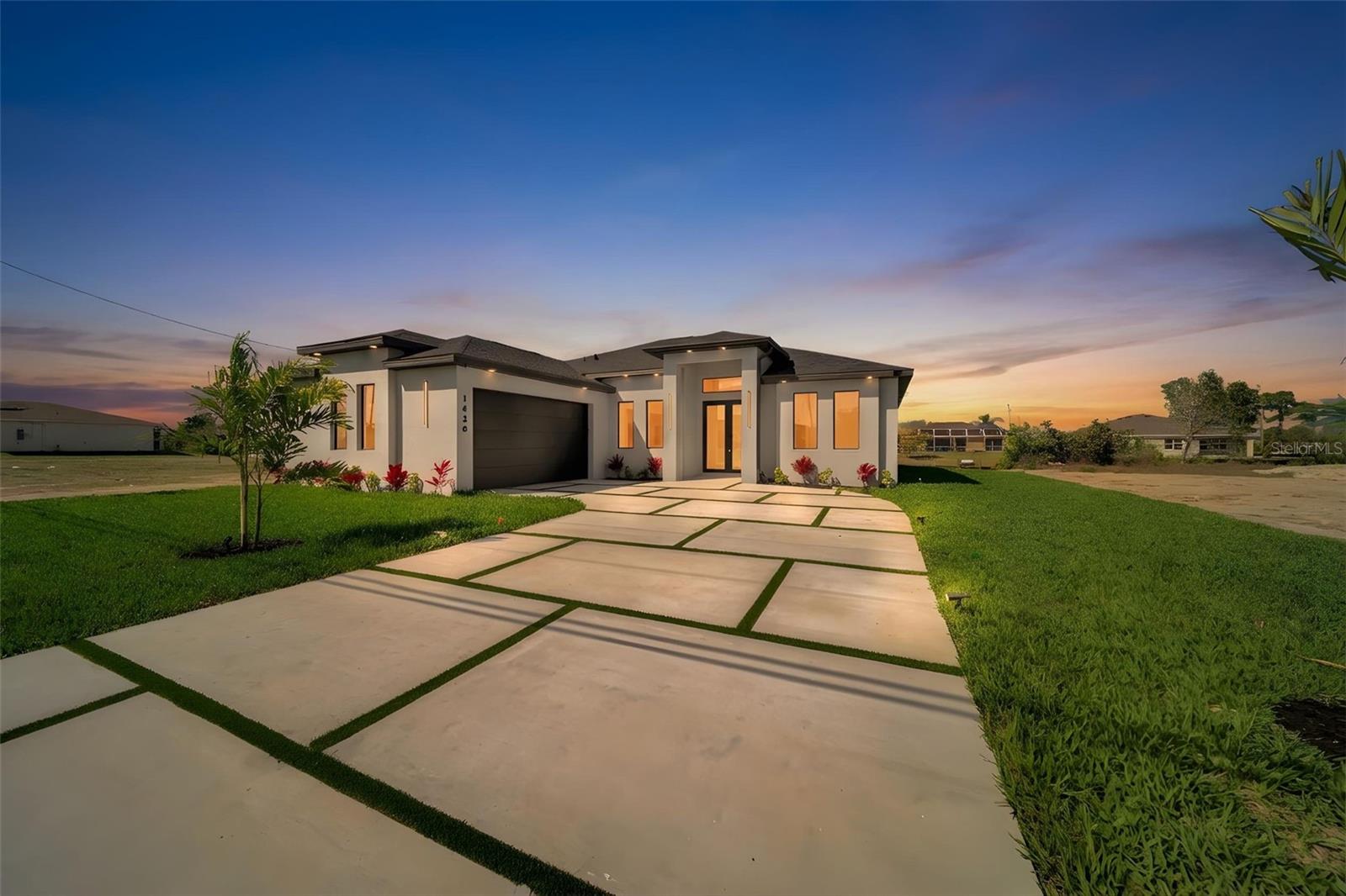 1426 NE 6TH AVE, CAPE CORAL, FL, 33909
