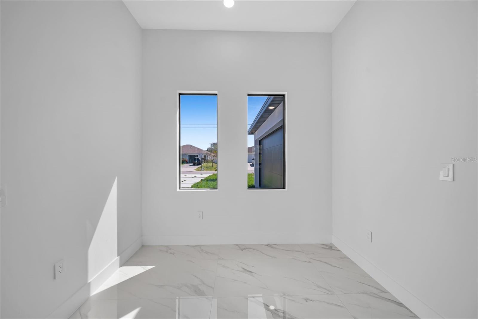 1426 NE 6TH AVE, CAPE CORAL, FL, 33909