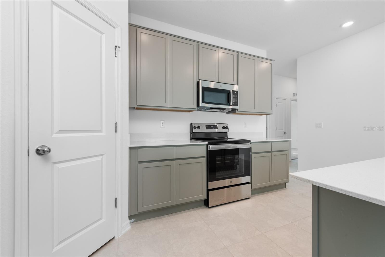 338 RUSTIC RAIL DR, LAKE WALES, FL, 33859