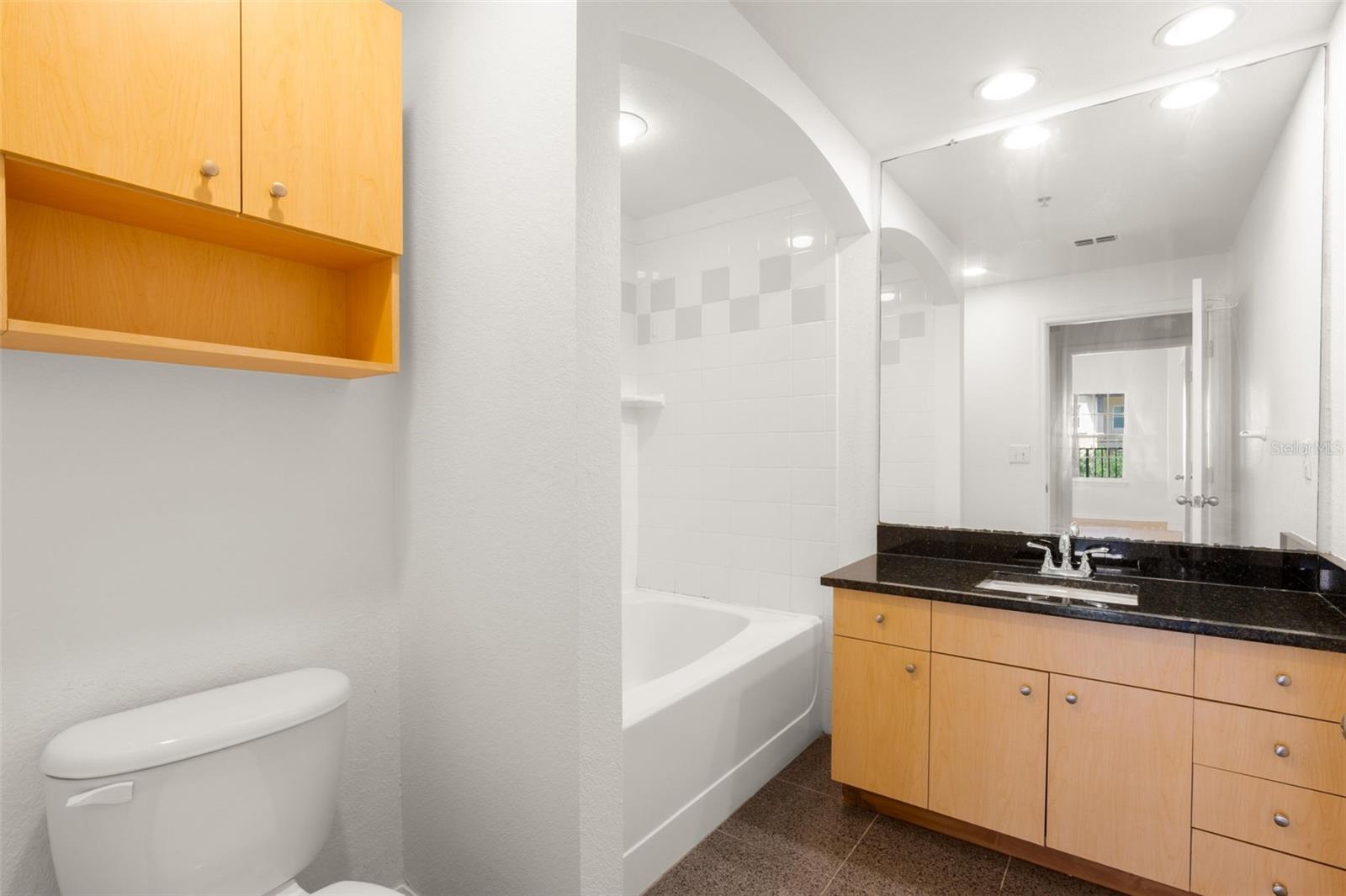 200 4TH AVE S #302, ST PETERSBURG, FL, 33701