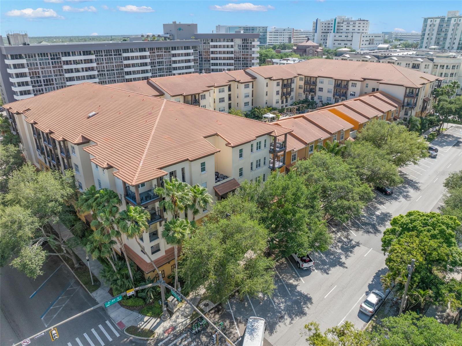 200 4TH AVE S #302, ST PETERSBURG, FL, 33701