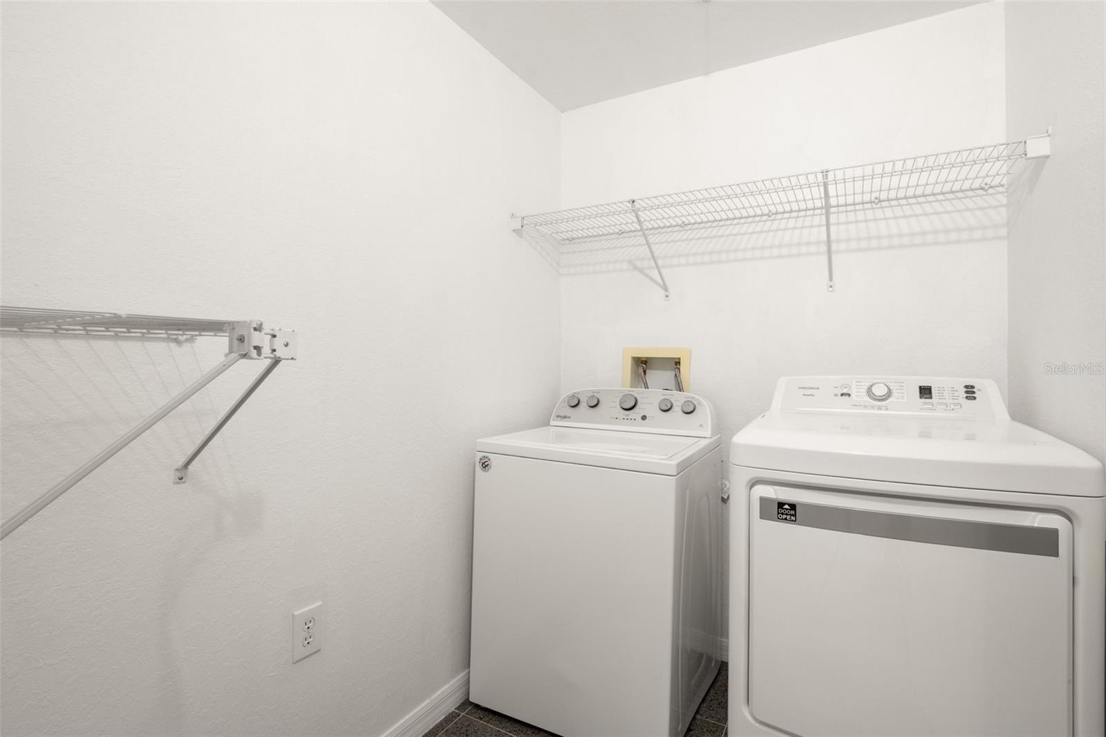 200 4TH AVE S #302, ST PETERSBURG, FL, 33701