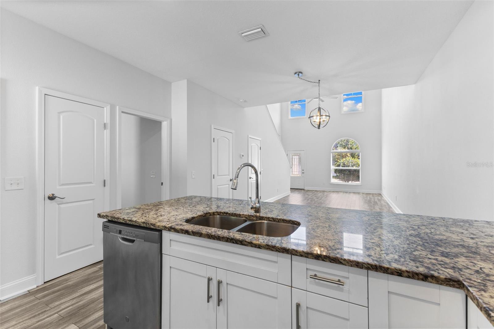 8704 KENYON VIEW CT, TAMPA, FL, 33614