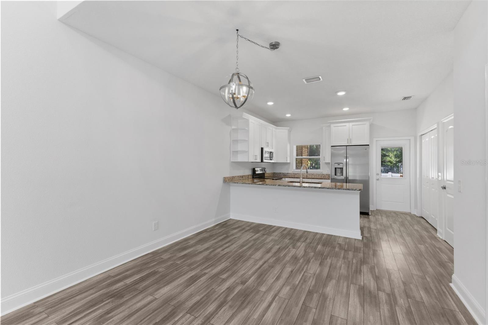 8704 KENYON VIEW CT, TAMPA, FL, 33614