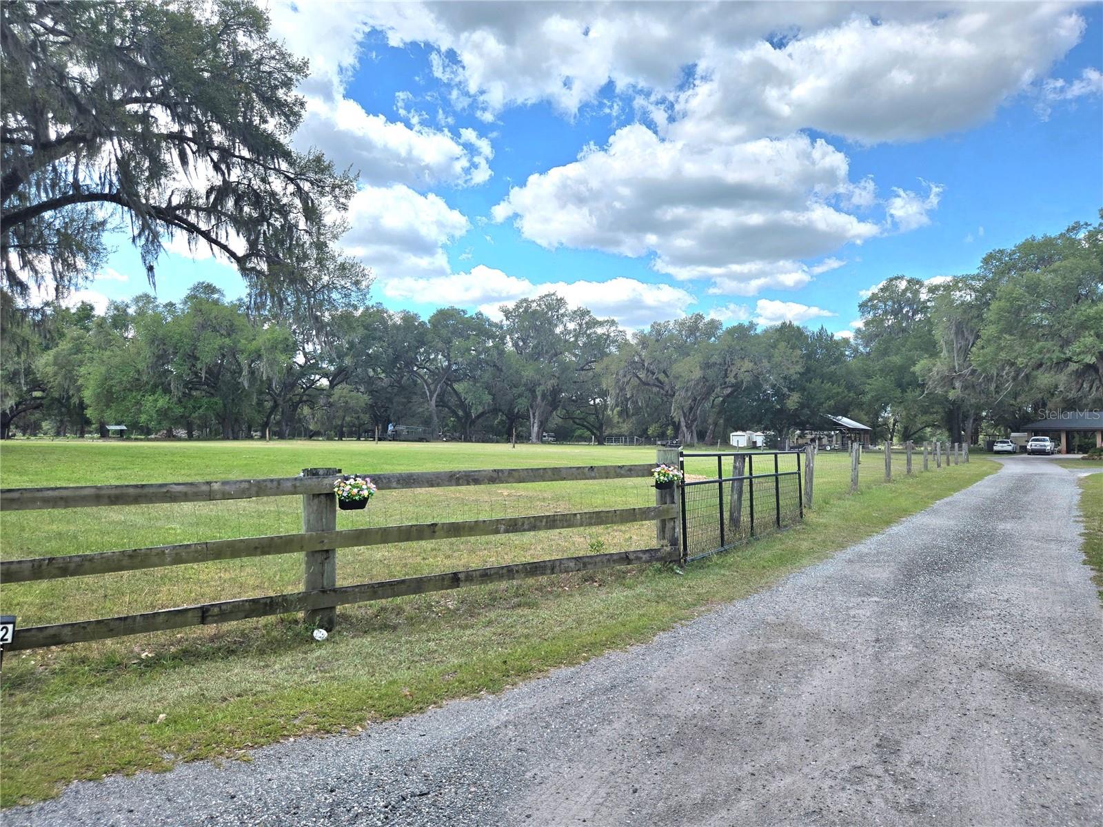 2672 SE 35TH ST, SUMTERVILLE, FL, 33585