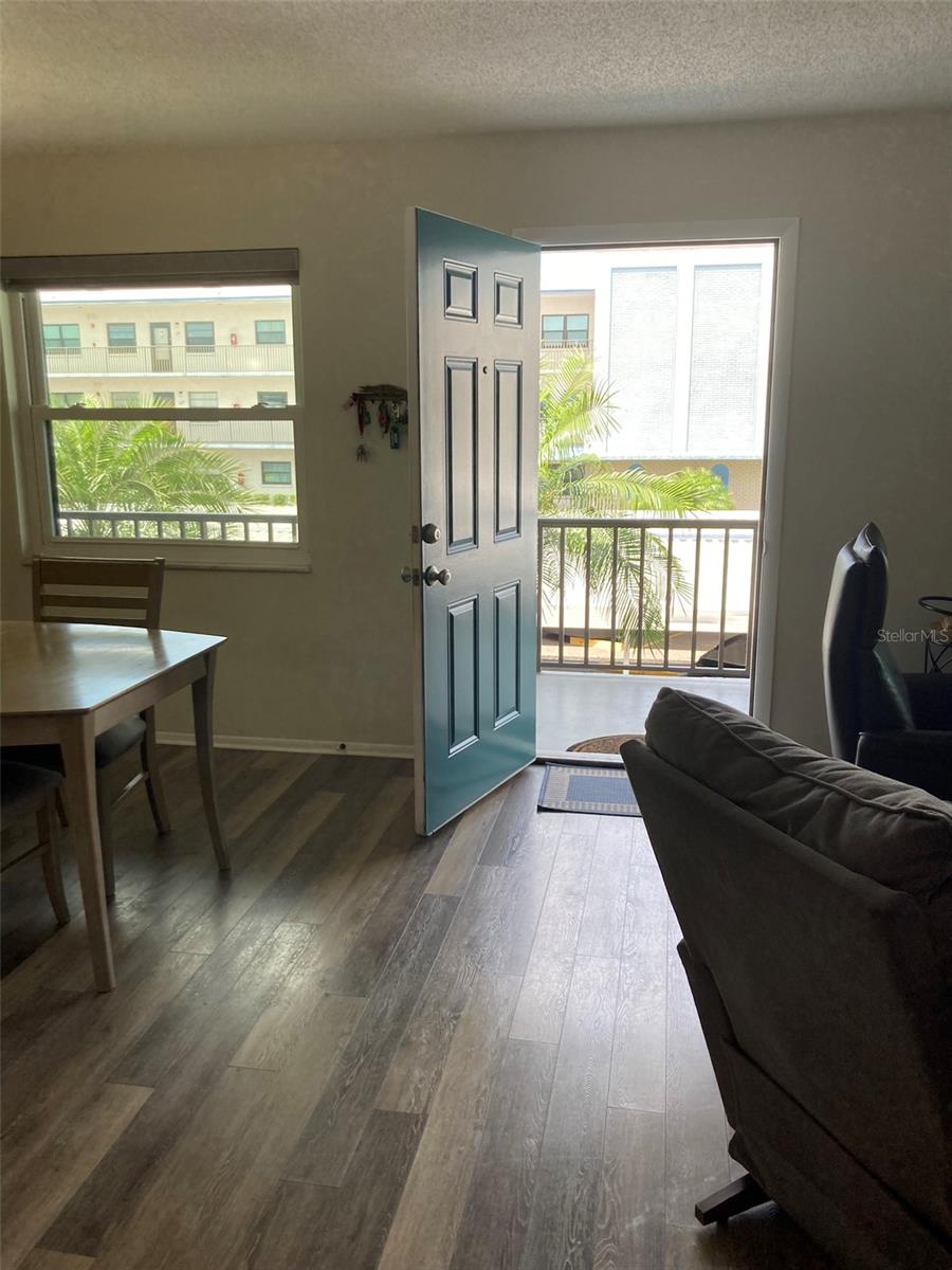 5967 TERRACE PARK DR N #206, ST PETERSBURG, FL, 33709