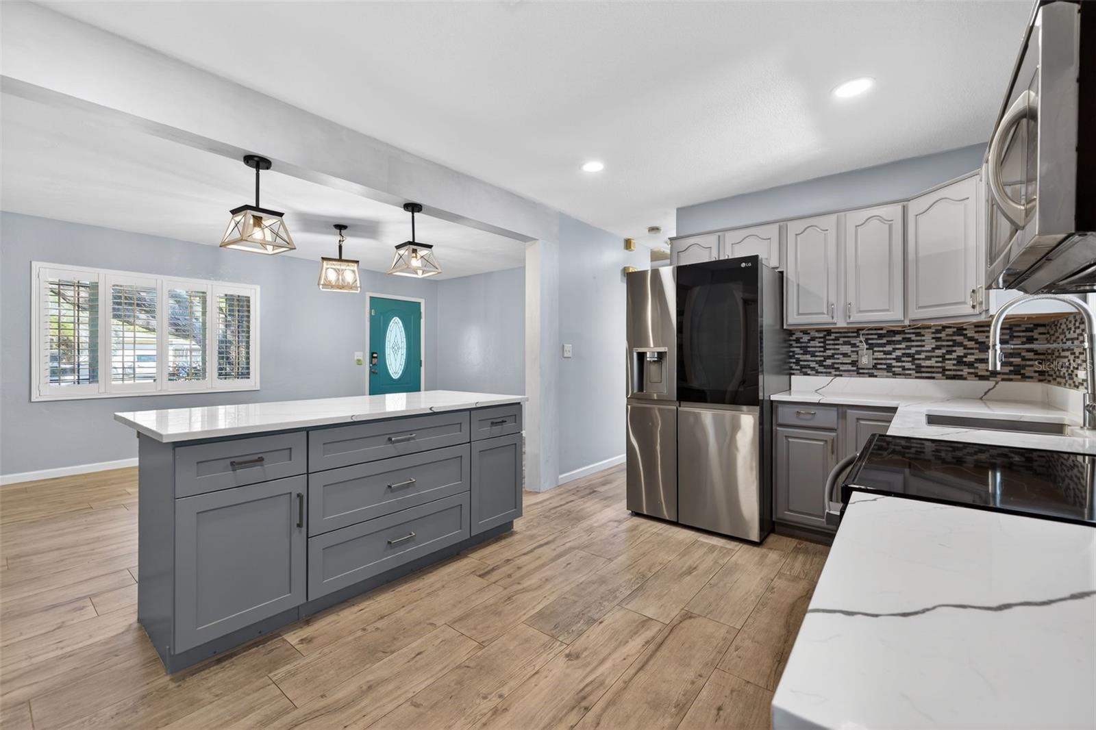 3121 30TH ST N, ST PETERSBURG, FL, 33713