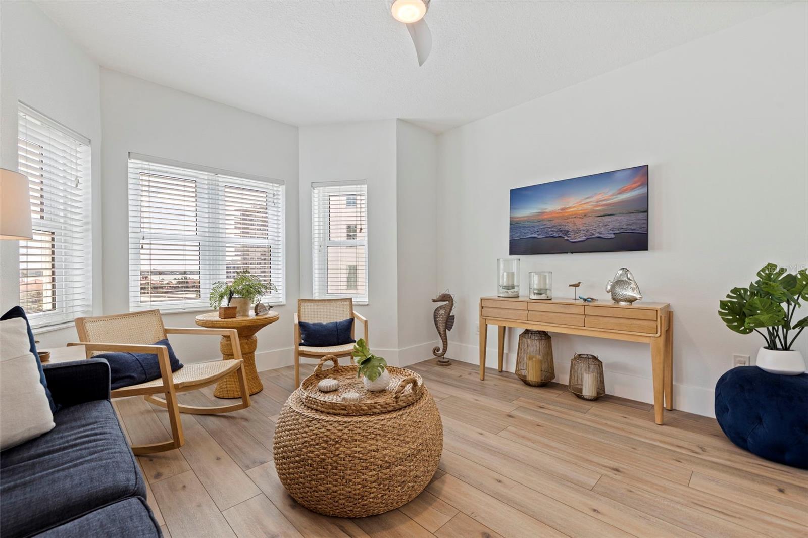 1586 GULF BLVD #2501, CLEARWATER BEACH, FL, 33767