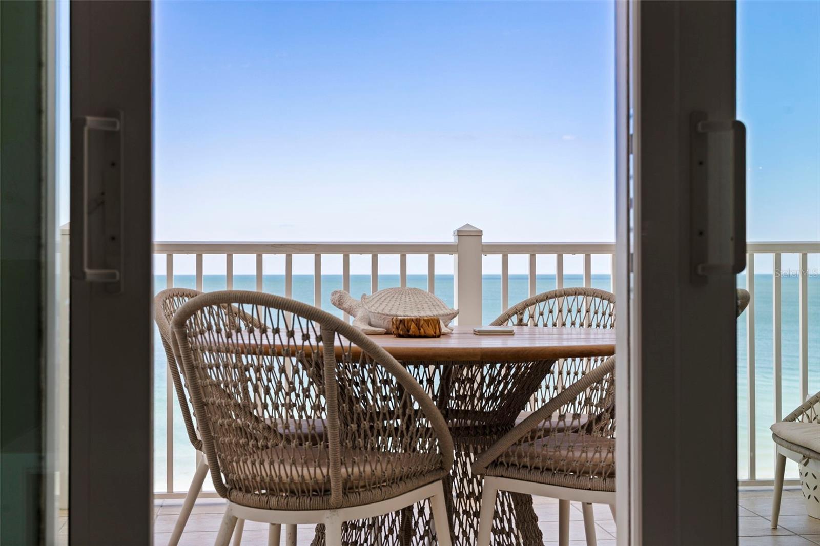 1586 GULF BLVD #2501, CLEARWATER BEACH, FL, 33767