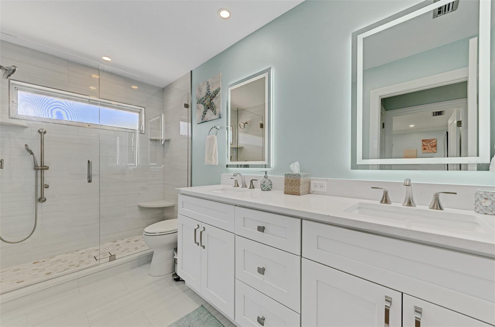 307 AVENIDA DE PARADISIO, SARASOTA, FL, 34242