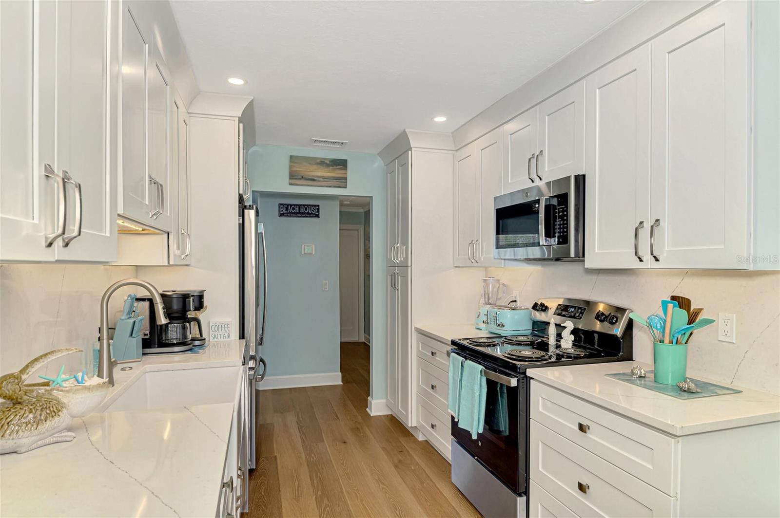 307 AVENIDA DE PARADISIO, SARASOTA, FL, 34242