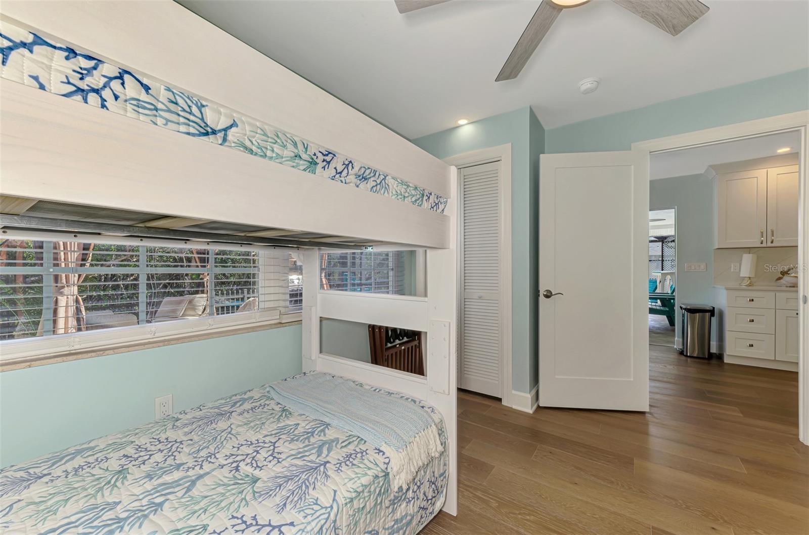 307 AVENIDA DE PARADISIO, SARASOTA, FL, 34242