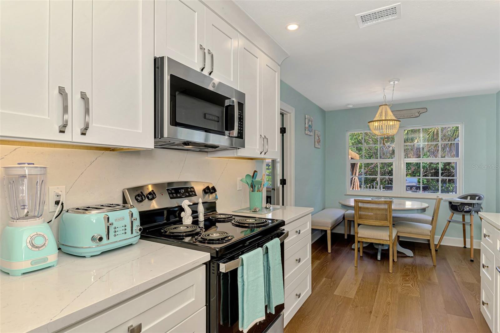 307 AVENIDA DE PARADISIO, SARASOTA, FL, 34242