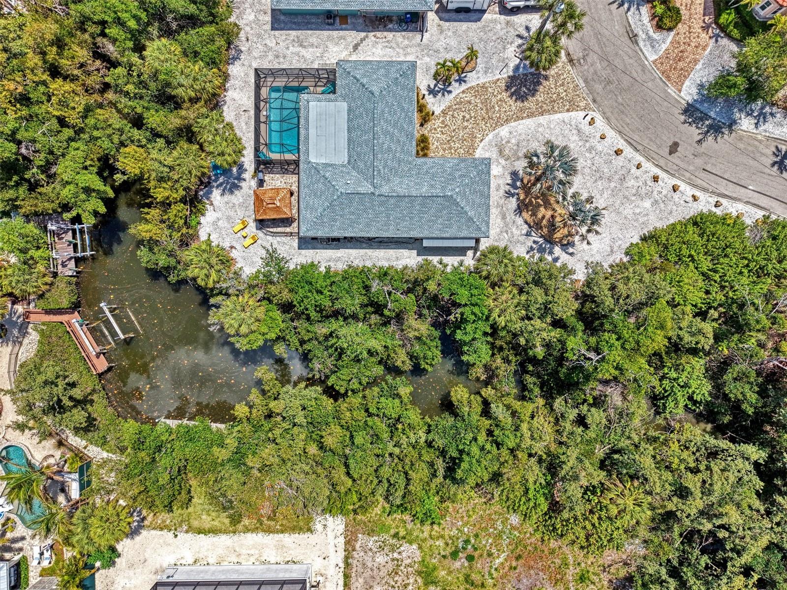 307 AVENIDA DE PARADISIO, SARASOTA, FL, 34242