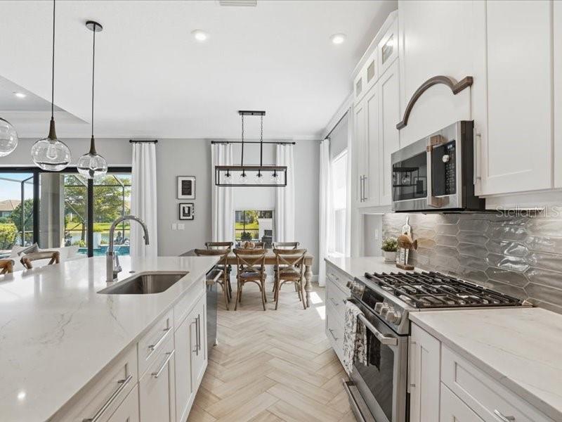 6243 PLATEAU CT, SARASOTA, FL, 34243