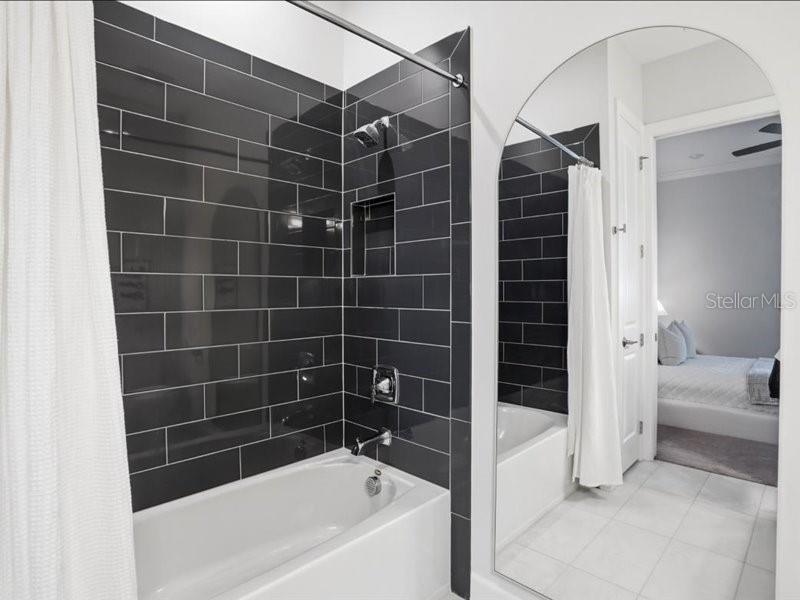 6243 PLATEAU CT, SARASOTA, FL, 34243