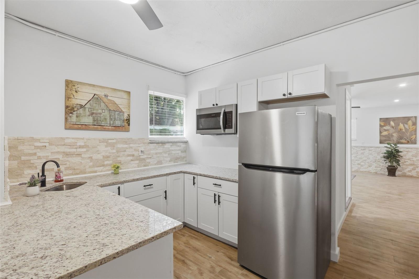 155 E COUNTRY CIRCLE DR E, PORT ORANGE, FL, 32128