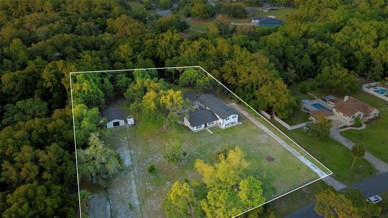 155 E COUNTRY CIRCLE DR E, PORT ORANGE, FL, 32128