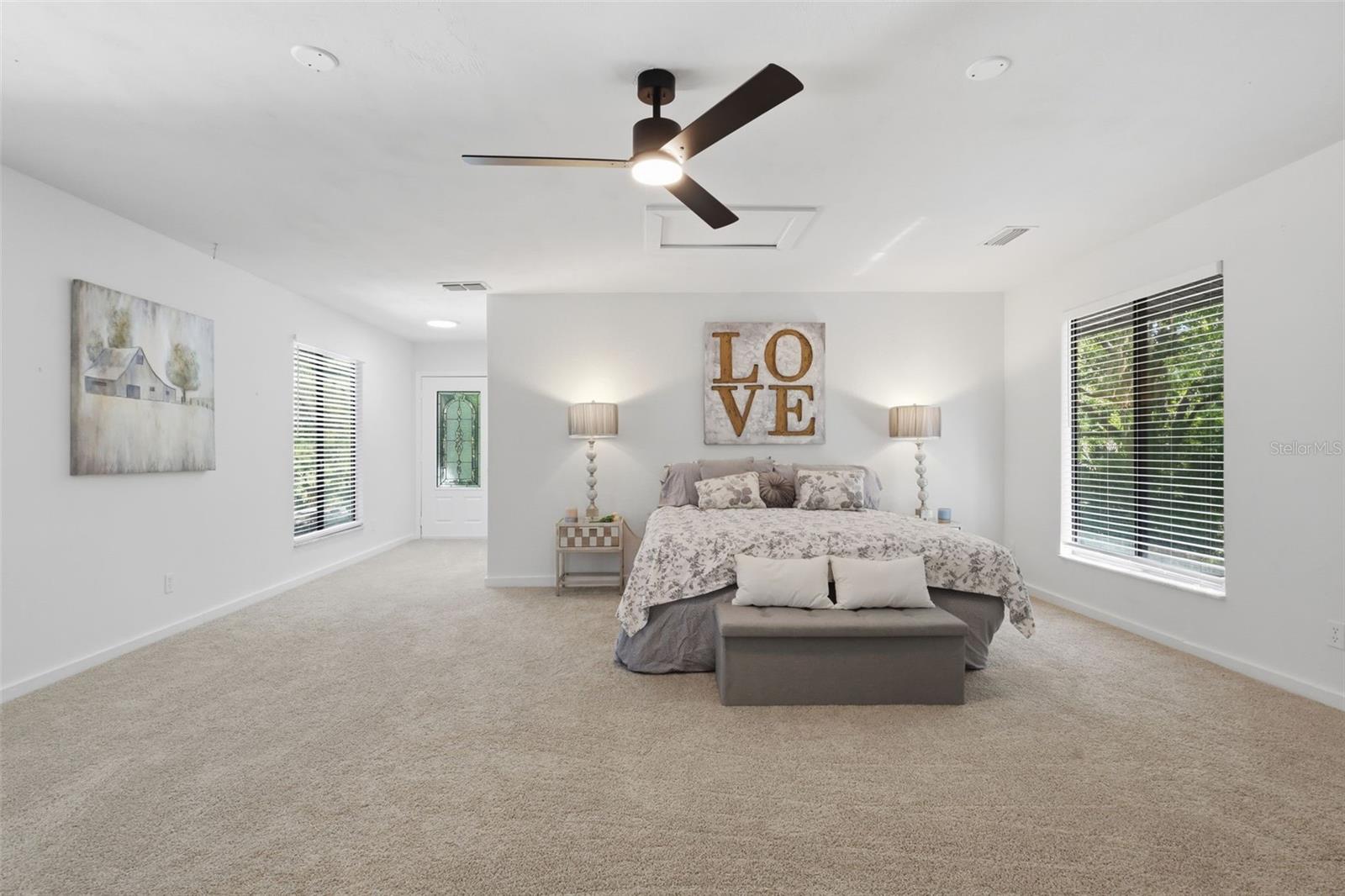 155 E COUNTRY CIRCLE DR E, PORT ORANGE, FL, 32128