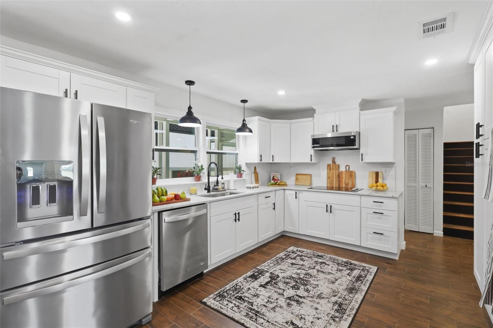 155 E COUNTRY CIRCLE DR E, PORT ORANGE, FL, 32128