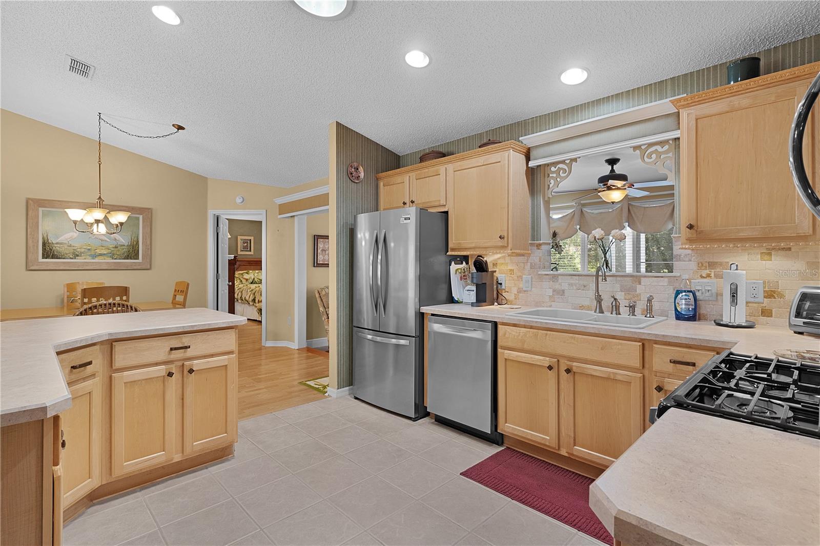 2766 PRIVADA DR, THE VILLAGES, FL, 32162