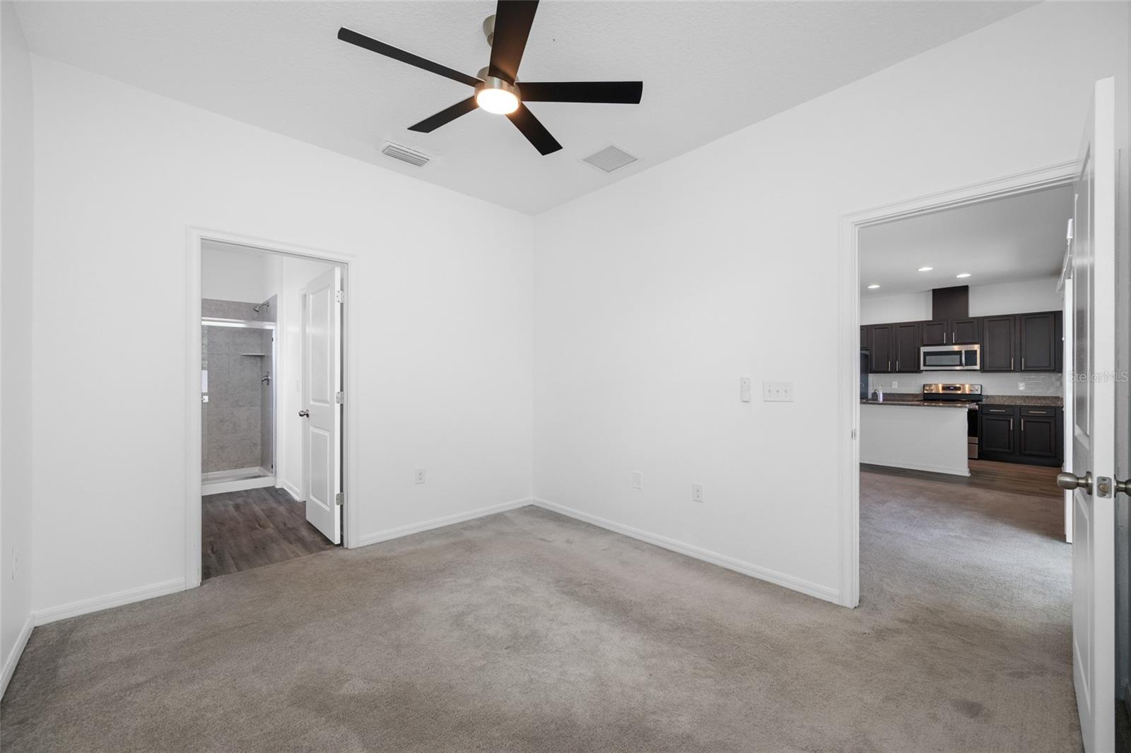 2918 LINDELL AVE, TAMPA, FL, 33610