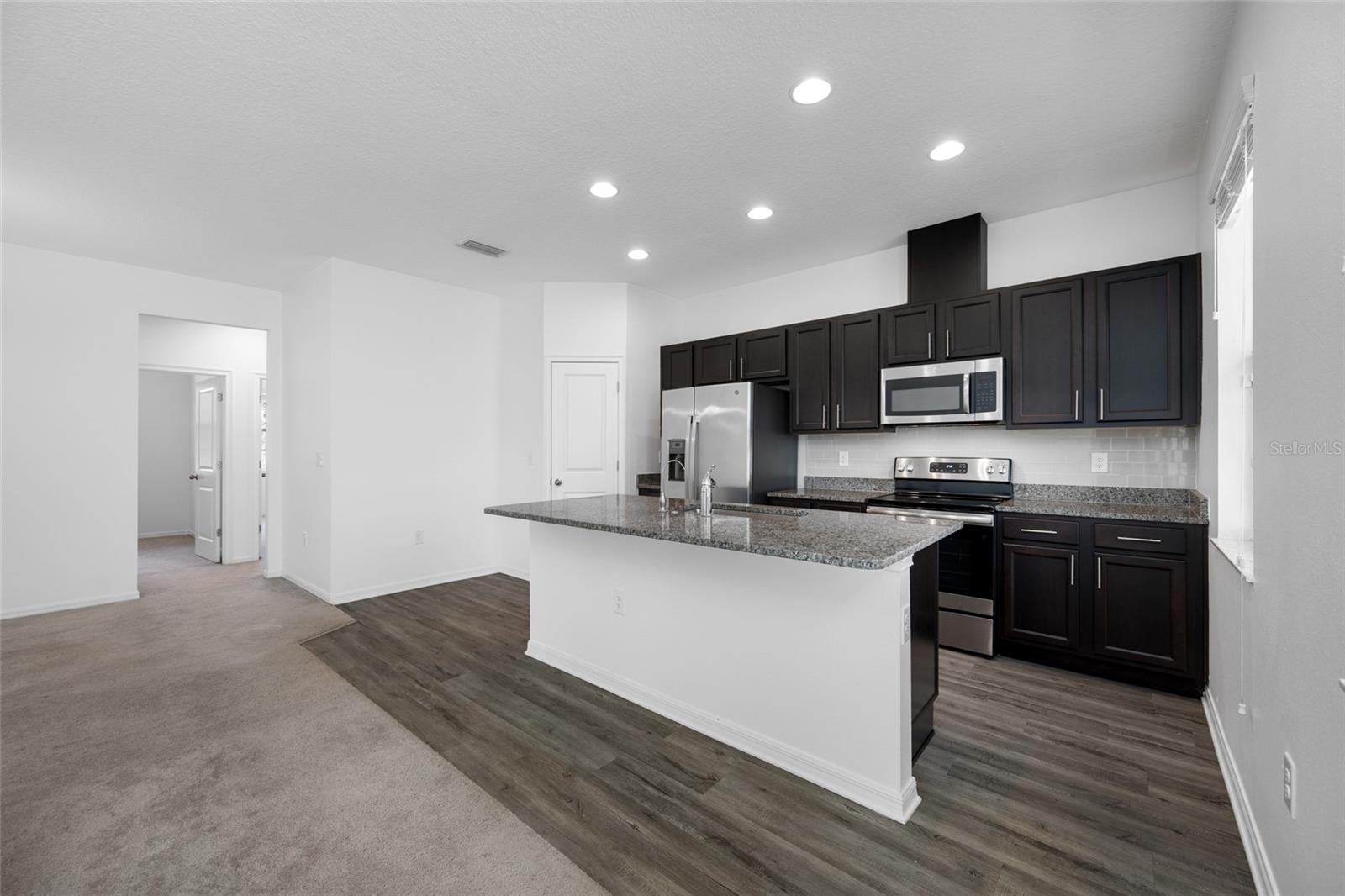 2918 LINDELL AVE, TAMPA, FL, 33610