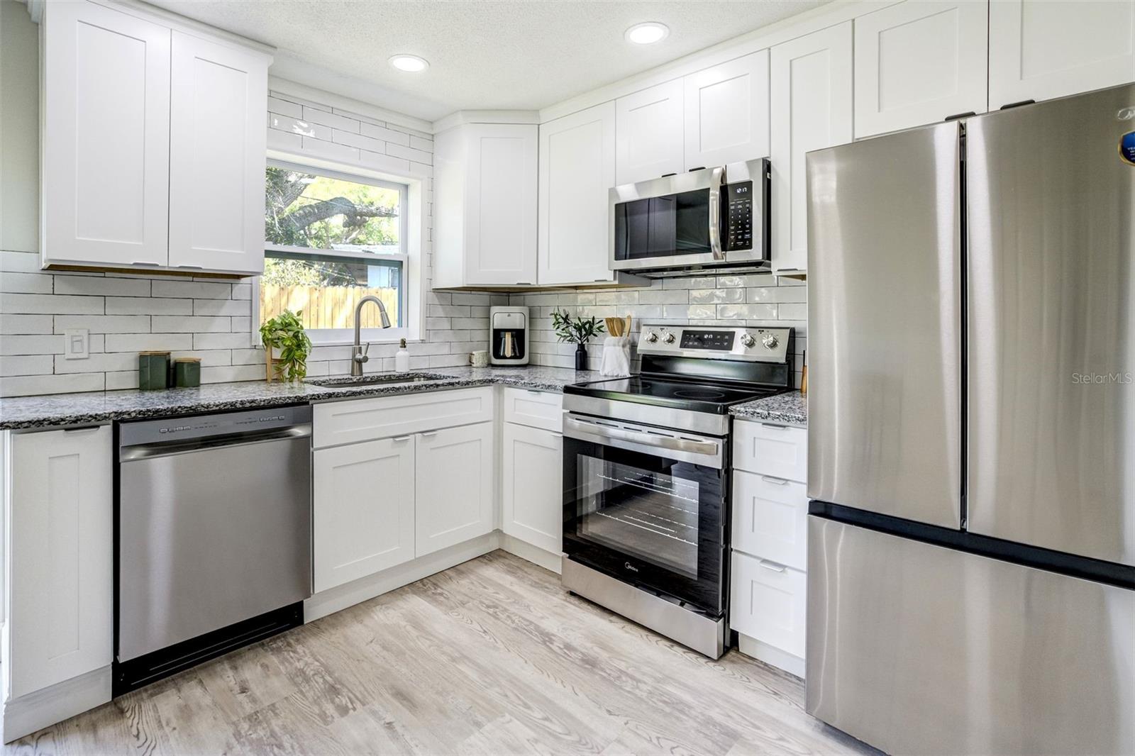 3579 POCAHONTAS DR, LARGO, FL, 33774