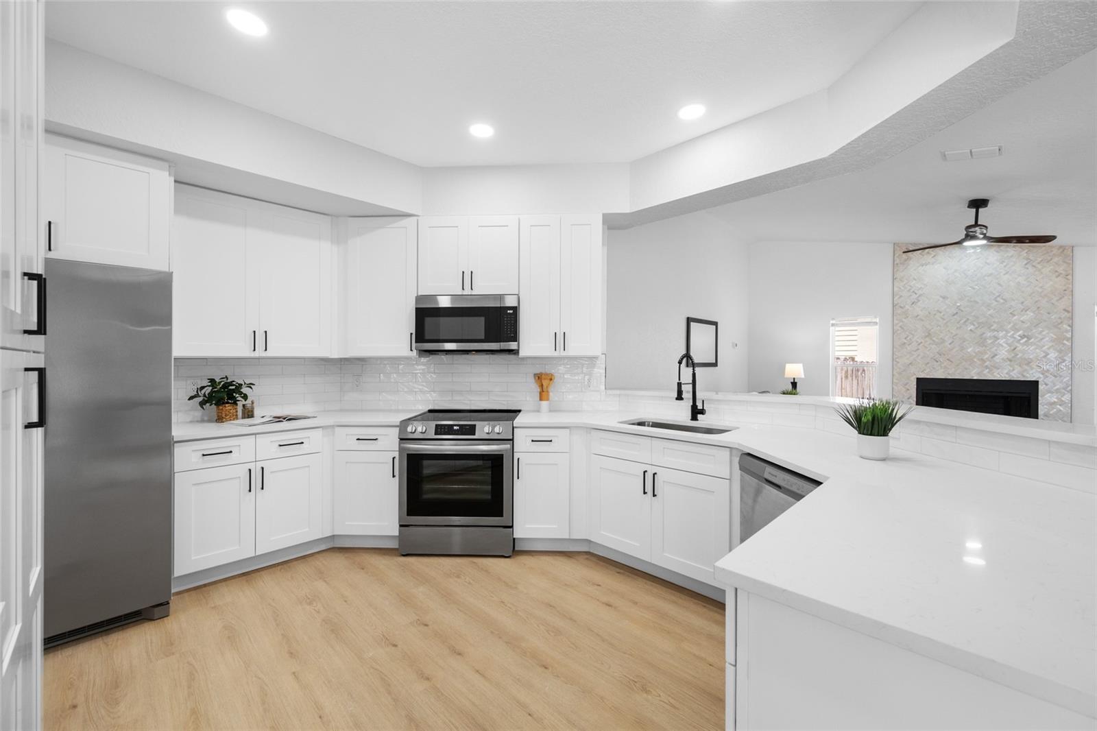 6031 65TH AVE N, PINELLAS PARK, FL, 33781
