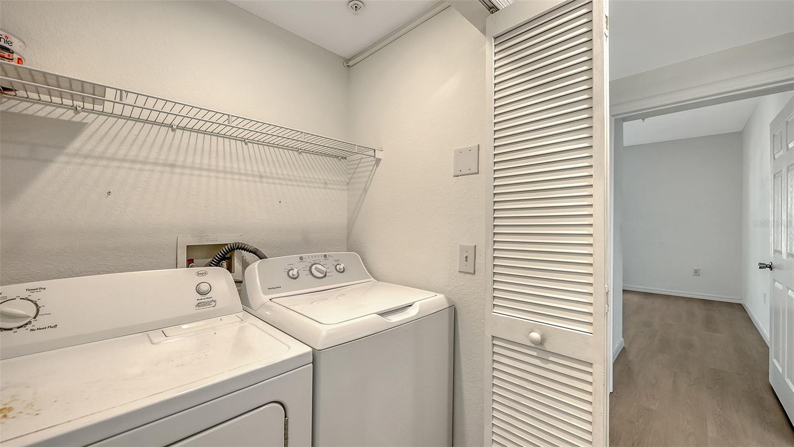 5561 ROSEHILL RD #104, SARASOTA, FL, 34233