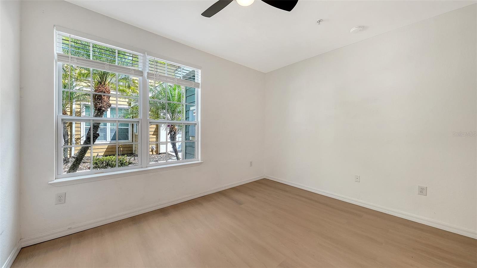 5561 ROSEHILL RD #104, SARASOTA, FL, 34233